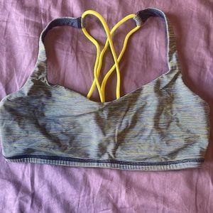 Lululemon sports bra - size 8